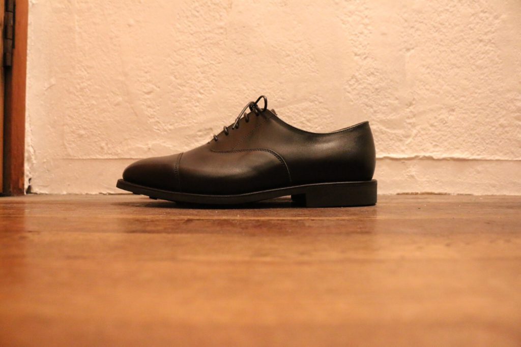 SANDERS”ShoeS”のCAP TOE OXFORD | Fuzzy Clothed
