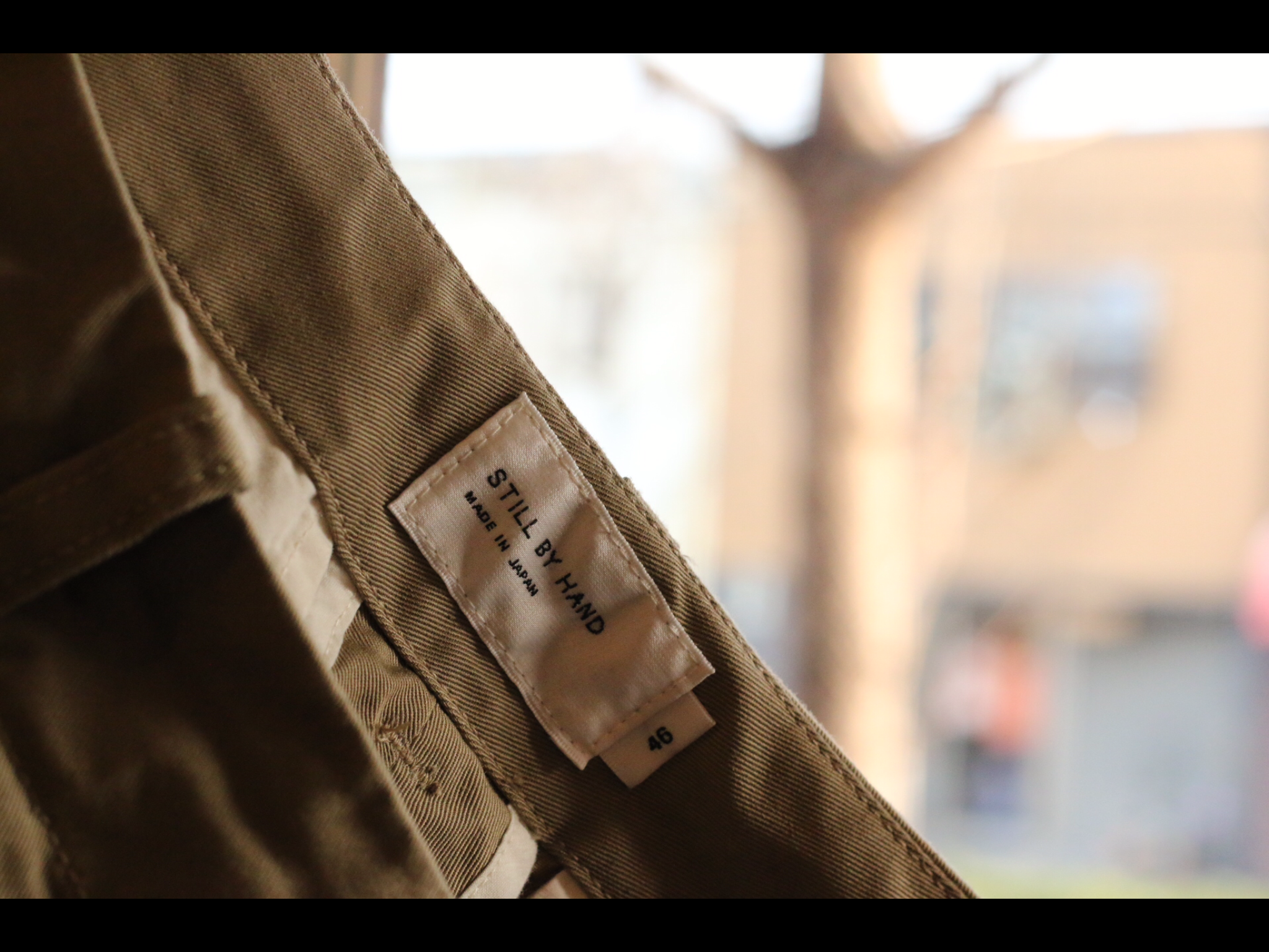 25SS》【STILL BY HAND】KNEE TACK WIDE TROUSERS スティルバイ