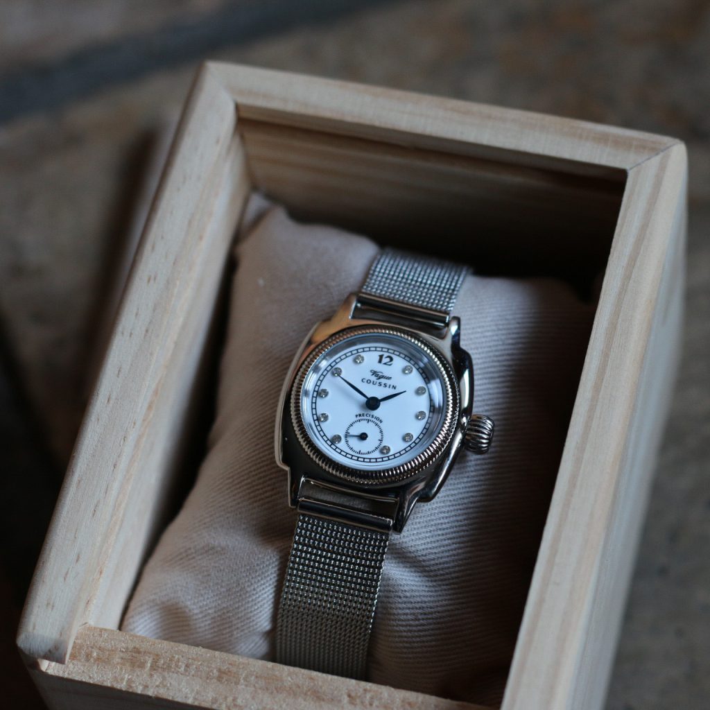 VAGUE WATCH CO. | Fuzzy Clothed