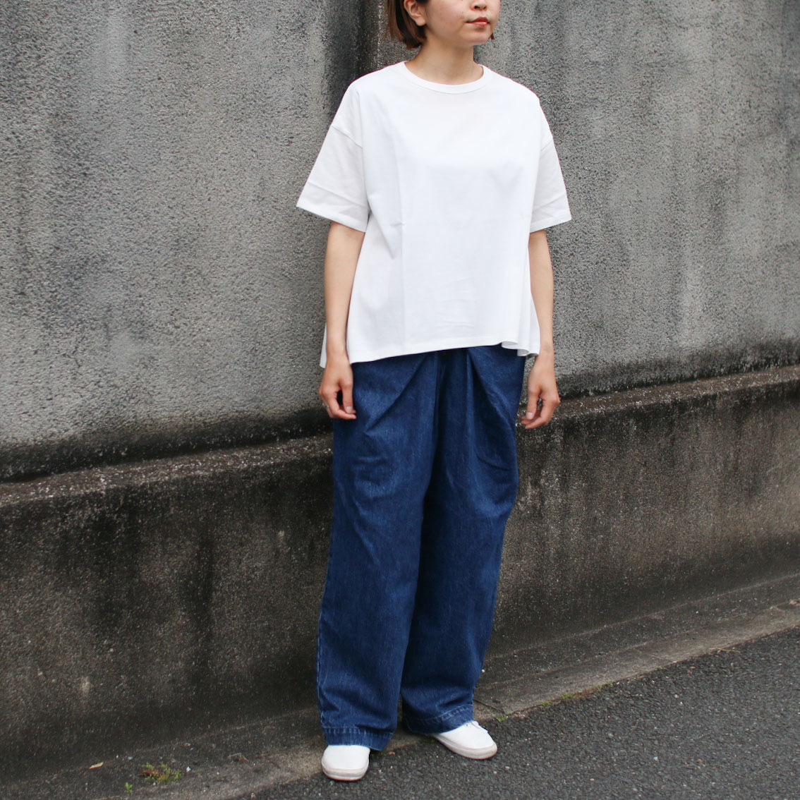 TRAVAIL MANUEL_ミディ天竺バックフレアT | Fuzzy Clothed